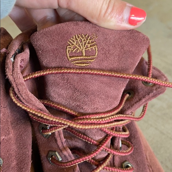 Maroon Timberlands - Picture 7 of 8
